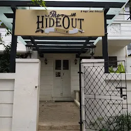hideout bistro