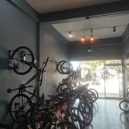 High Road Cycles
