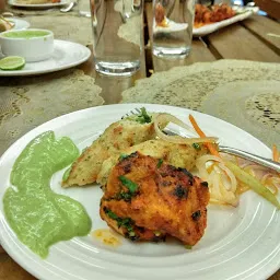 Hindusthan Dhaba - Punjabi Restaurant In Park Street Kolkata