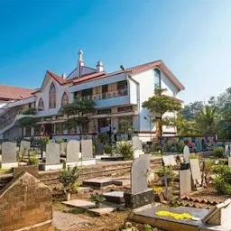 Holy Cross Cemetery