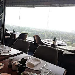 Horizon Club Lounge, Shangri-La Delhi