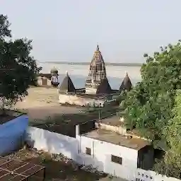 HosteLaVie Varanasi