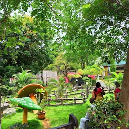 Hotel Banu Birunthavan Green Park