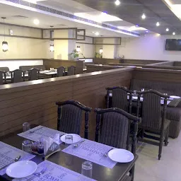 Hotel Bommarillu Restaurant & Banquets & Lodge Hotel Viva