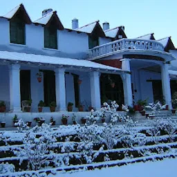 Hotel Chevron Rosemount, Ranikhet