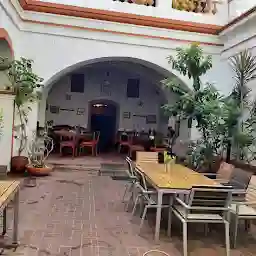 Hotel De L'Orient, 18th Century, Puducherry
