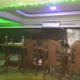 Hotel Deepali International, Bar