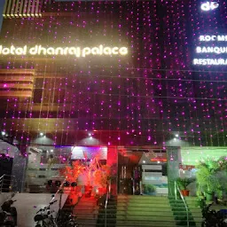 Hotel Dhanraj Palace