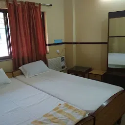 Hotel Ekta Shri