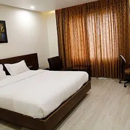 Hotel GRAND KUBERA