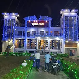 Hotel Leela Palace & Restaurant