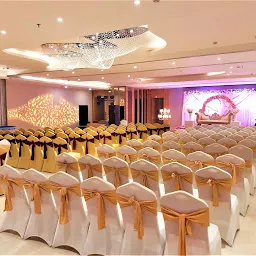 Hotel Legend Inn Lucknow | Rooms Restaurant & Banquet Hall |