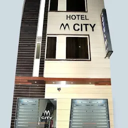 Hotel M City