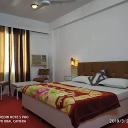 Hotel Mayur Deluxe - Budget hotel in Meerut