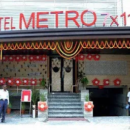 Hotel Metro Bar And Restaurant 7*11