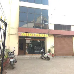 Hotel Mid Town, Raigarh