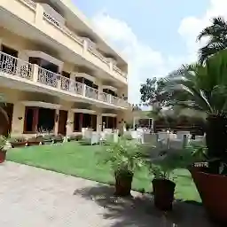 Hotel Mohan Continental