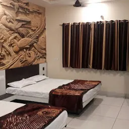 Hotel Nakshatra INN