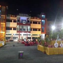 Hotel Narayani Palace