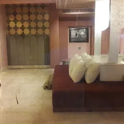 Hotel Padma Puri