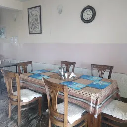 Hotel Patyal Restaurant & Guest House