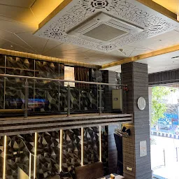 Hotel Pavitra
