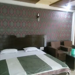 Hotel Pooja- Best Hotel in Chhindwara | Restaurent Near Me | Marriage Lawn in Chhindwara