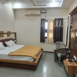 Hotel RaghuRoy