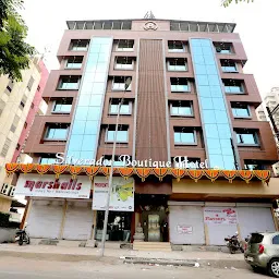 Hotel Raj Residency.