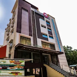 Hotel Rajdhani Grand