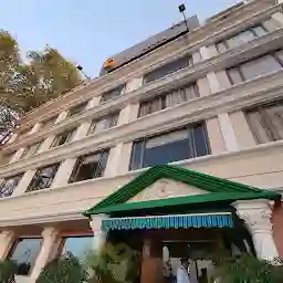 Hotel Ranjit’s Lakeview