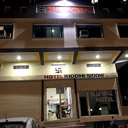 Hotel Ridhi Sidhi Palace