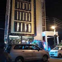 Hotel Saavitri Inn