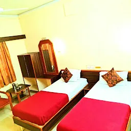 Hotel Samarth Inn - Near Bus Stand Lodging rooms in Kolhapur