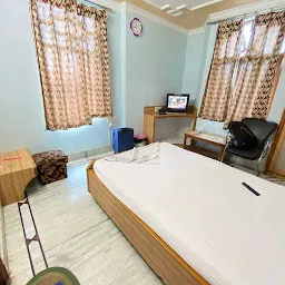 Hotel Sandhya deluxe