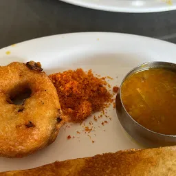 Hotel Saravana Bhavan