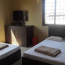 Hotel Shri Nivasini Yatrinivas