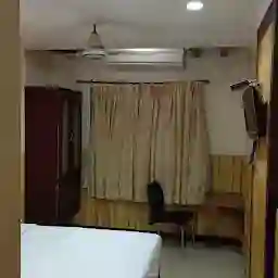 HOTEL SREE BAALAAJI BHAVAN LODGING