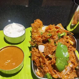 Hotel SRI HARI (Veg & Non-Veg)