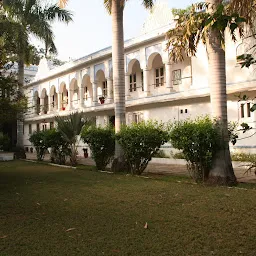 Hotel Udai Bilas Palace