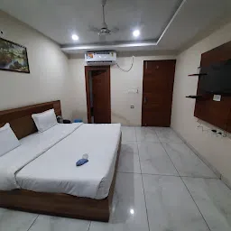 Hotel Viraj