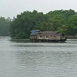 HOUSE BOAT KOLLAM