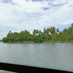 HOUSE BOAT KOLLAM