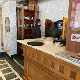 House of Tibet cafe & bar