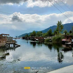 Houseboats In Srinagar, Dal Lake