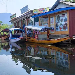 Houseboats In Srinagar, Dal Lake