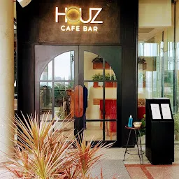 HOUZ Cafe Bar