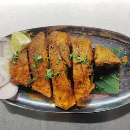 Hrishikesh Sea Foods (Assal Malvani) Take Away and Dining