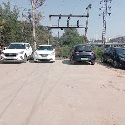 HS car parking