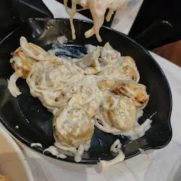 Hut K Lounge - Momos In Govindpuram Ghaziabad